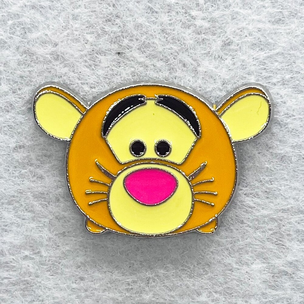 🔮 5/$25 Disney Winnie The Pooh Tigger Tsum Tsum Pin